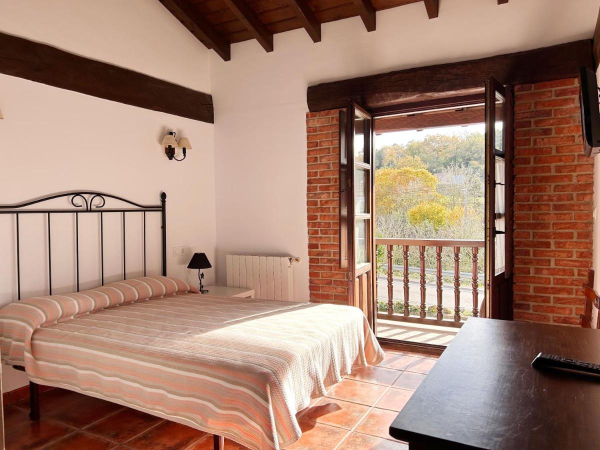 Apartamentos Camino Del Norte Кобресес Екстер'єр фото