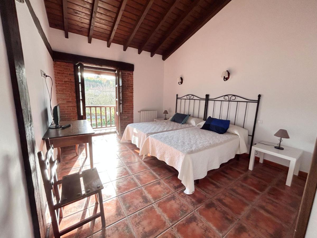 Apartamentos Camino Del Norte Кобресес Екстер'єр фото