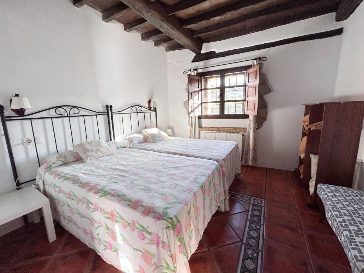 Apartamentos Camino Del Norte Кобресес Екстер'єр фото