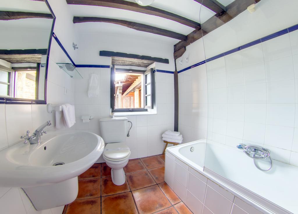 Apartamentos Camino Del Norte Кобресес Екстер'єр фото