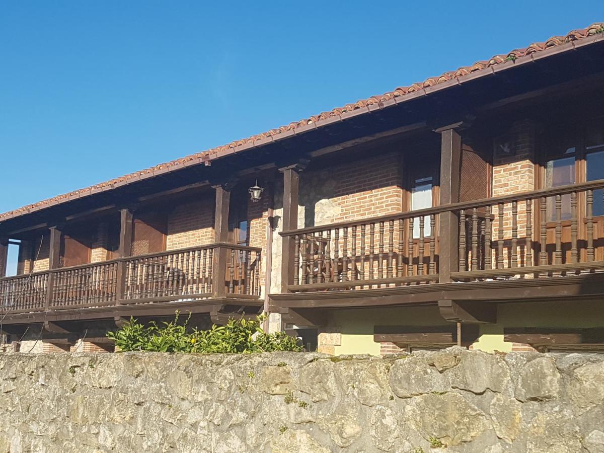 Apartamentos Camino Del Norte Кобресес Екстер'єр фото